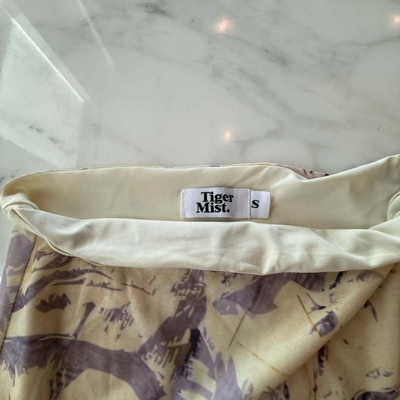 Tiger Mist Cream and Purple Strapless Dress - Picture 2 of 2